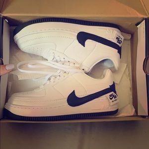Brand new Nike Air Force 1, never worn!